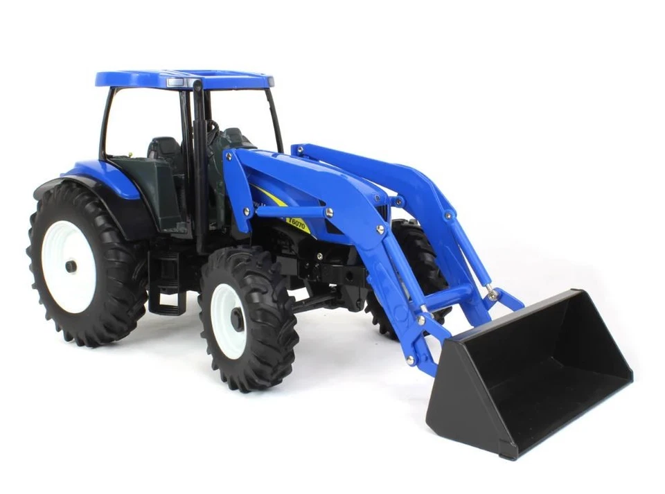 ERTL - NEW HOLLAND T6070 con caricatore - 1/16 - ERT13988 - Immagine 2 di 4