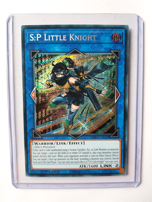 S:P Kleine Ritterin RA03-EN049 Secret-Rare 1 Auflage YU-GI-OH Englisch Near Mint