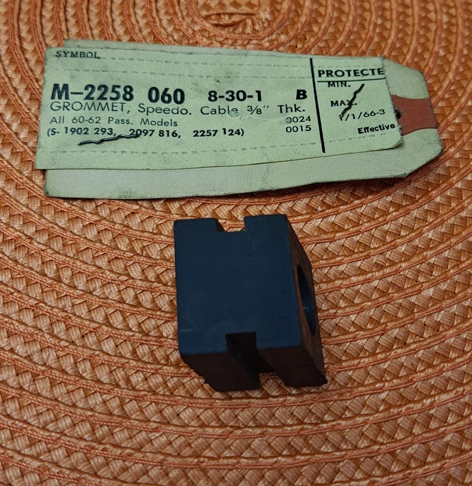 1960-1962 Plymouth Dodge DeSoto Chrysler NOS Mopar Speedo Cable FIREWALL GROMMET - Image 2 of 3