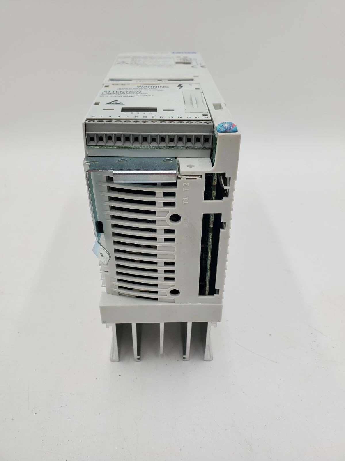 Lenze E82EV551_4C 8200 Vector Inverter Drive 3Ph .55kW/.75HP 400/500V ...
