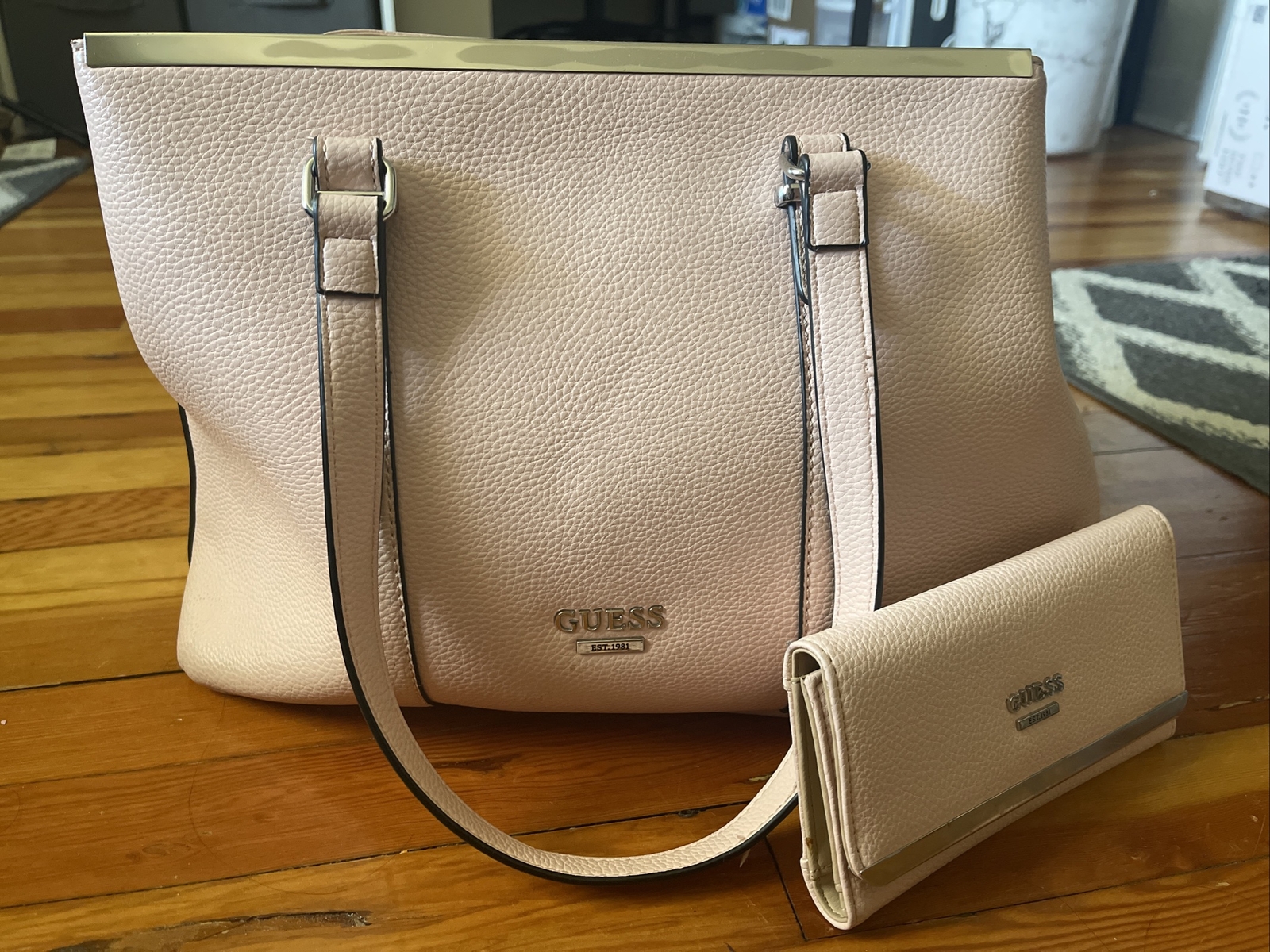 Large Pink Guess Purse With Matching Wallet | eBay