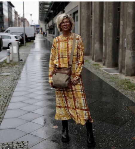 ZARA PRINTED MIDI DRESS FLOWY MULTICOLOURED SIZE S NEW YELLOW MIX - Picture 5 of 8