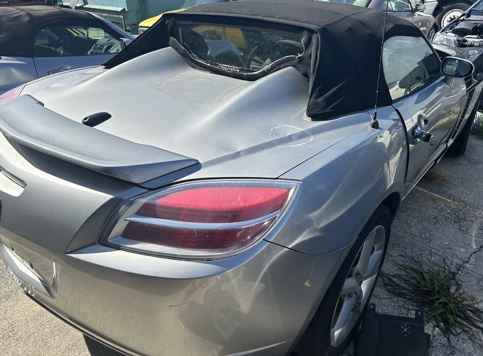 PARAGOLPES DELANTERO SATURN SKY 2007-2011 COMPLETO OEM ORIGINAL PLATEADO⭐️⭐️⭐️ Foto 3 de 4