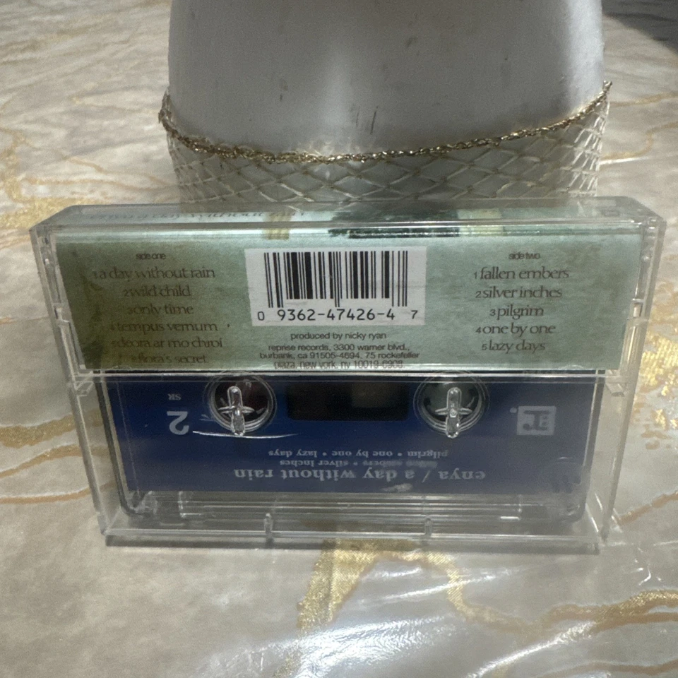 Enya A Day Without Rain 2001 RARE orig CASSETTE TAPE INDIA indian - Image 3 of 4