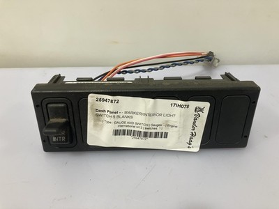 International TRANSTAR (8600) GAUGE AND SWITCH Dash Panel - Used