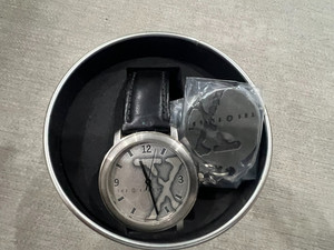 VINTAGE 1997 Fossil X-Files Tin With Watch & Key Chain /10,000 **READ**