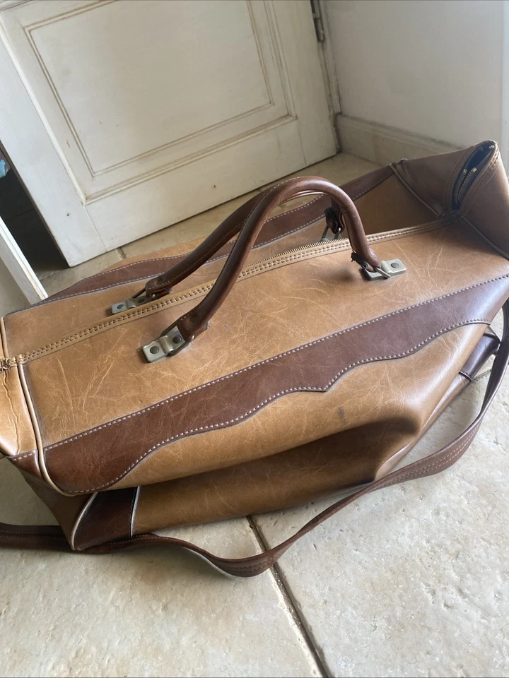 Sac de voyage Vintage type médecin en cuir et fermoirs en laiton et sangles - Photo 3/4