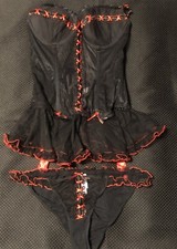 Victoria s Secret Chantal Thomass Vintage Lingerie Set Black/Red Brand New 2004
