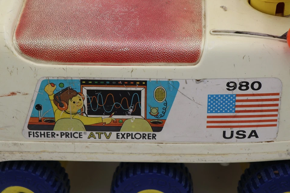 Винтажный игрушечный 6-колесный квадроцикл Fisher Price #980 Explorer 1970-е - Изображение 2 из 4