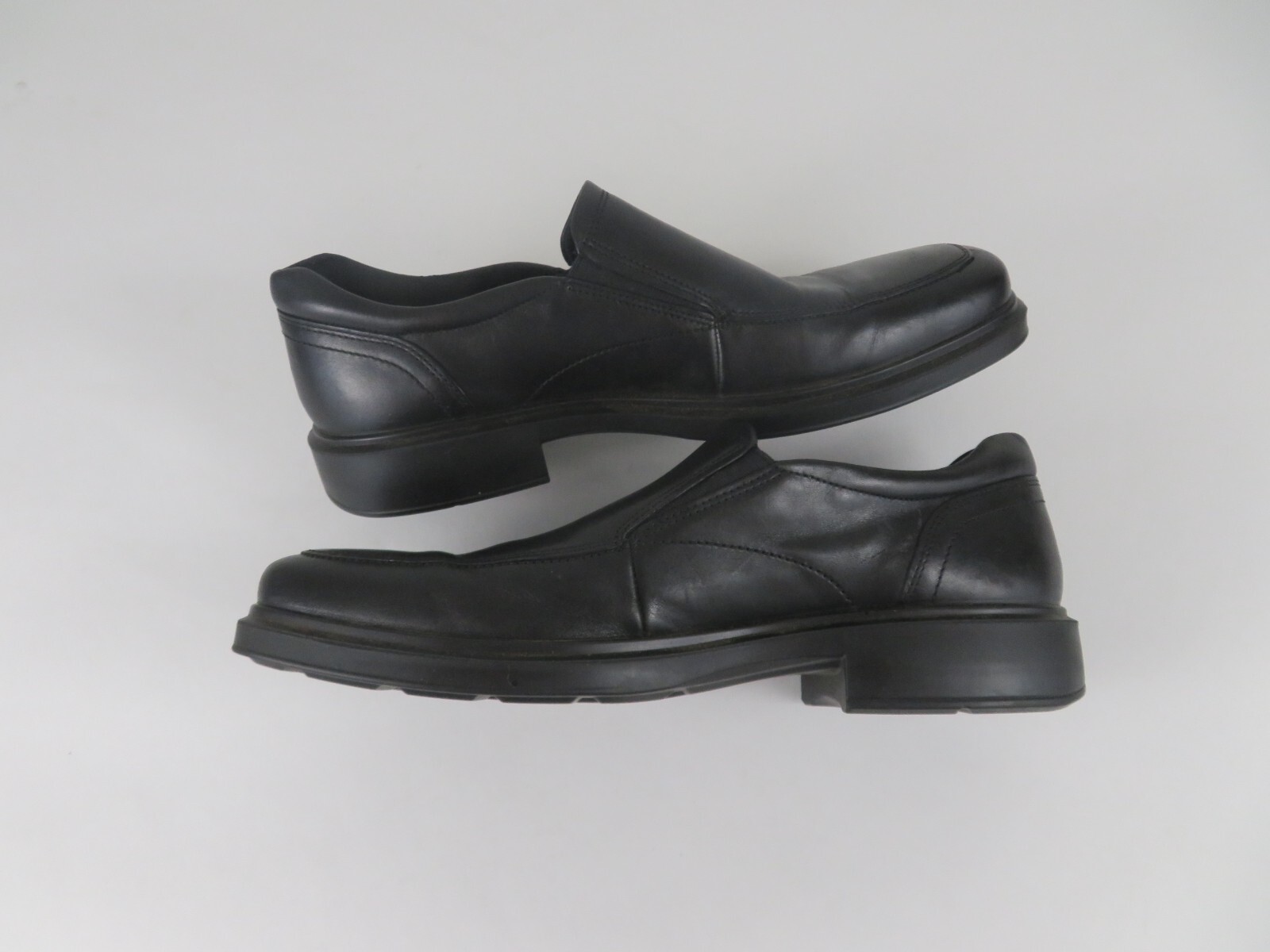 Ecco Men's Helsinki 2 Slip On Dress Shoes- Black