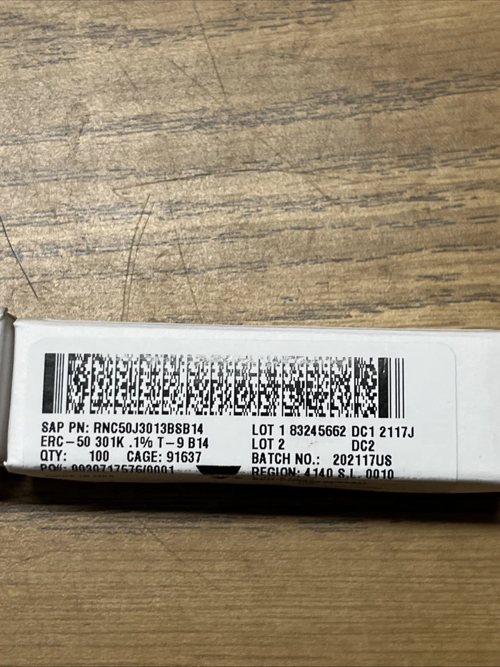 LOTE 100 - Resistencia axial de orificio pasante Vishay Dale RNC50J3013BSB14 301 kOhms Foto 4 de 4