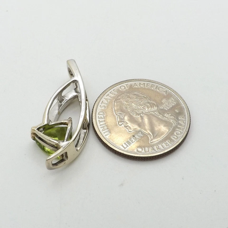 14k Gold Trillion Peridot Slide Charm Pendant August Birthstone for Omega - Image 3 of 4