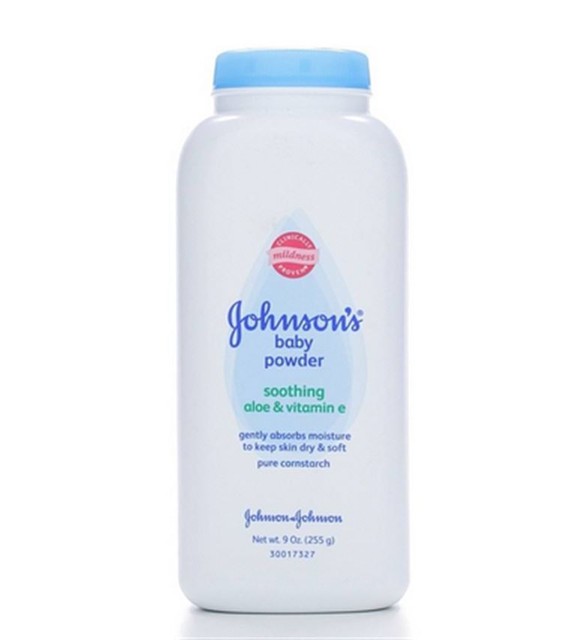 johnson's baby powder with aloe vitamin e