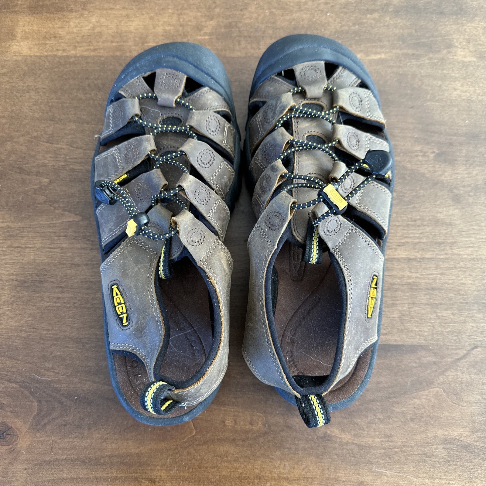 Sandali da trekking impermeabili KEEN donna Newport 1001870 misura 8 5 bisonte