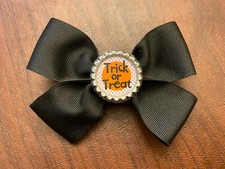 Halloween Trick-or-Treat Black Bottle Cap 4.5-Inch Small Girls Hair Bow
