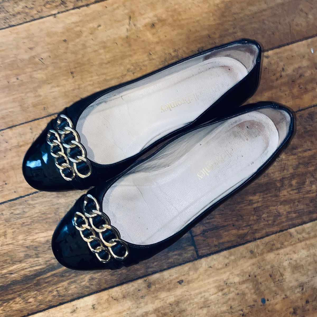 Russell and hotsell bromley flat shoes