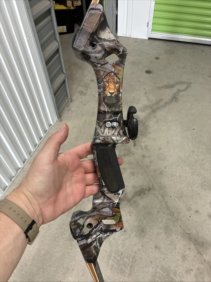 Martin Jaguar Recurve Bow - Image 4 of 4