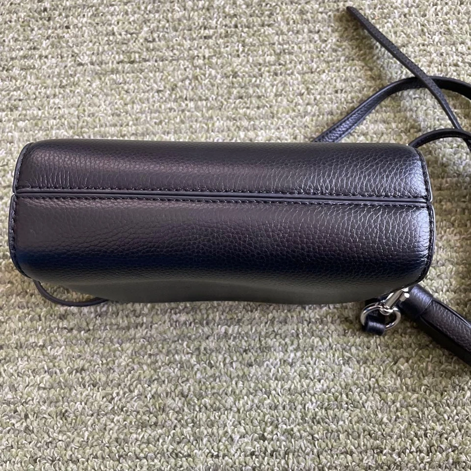 Good Condition Marc Jacobs Leather Shoulder Bag Shutter Fringe Black - Image 3 of 4