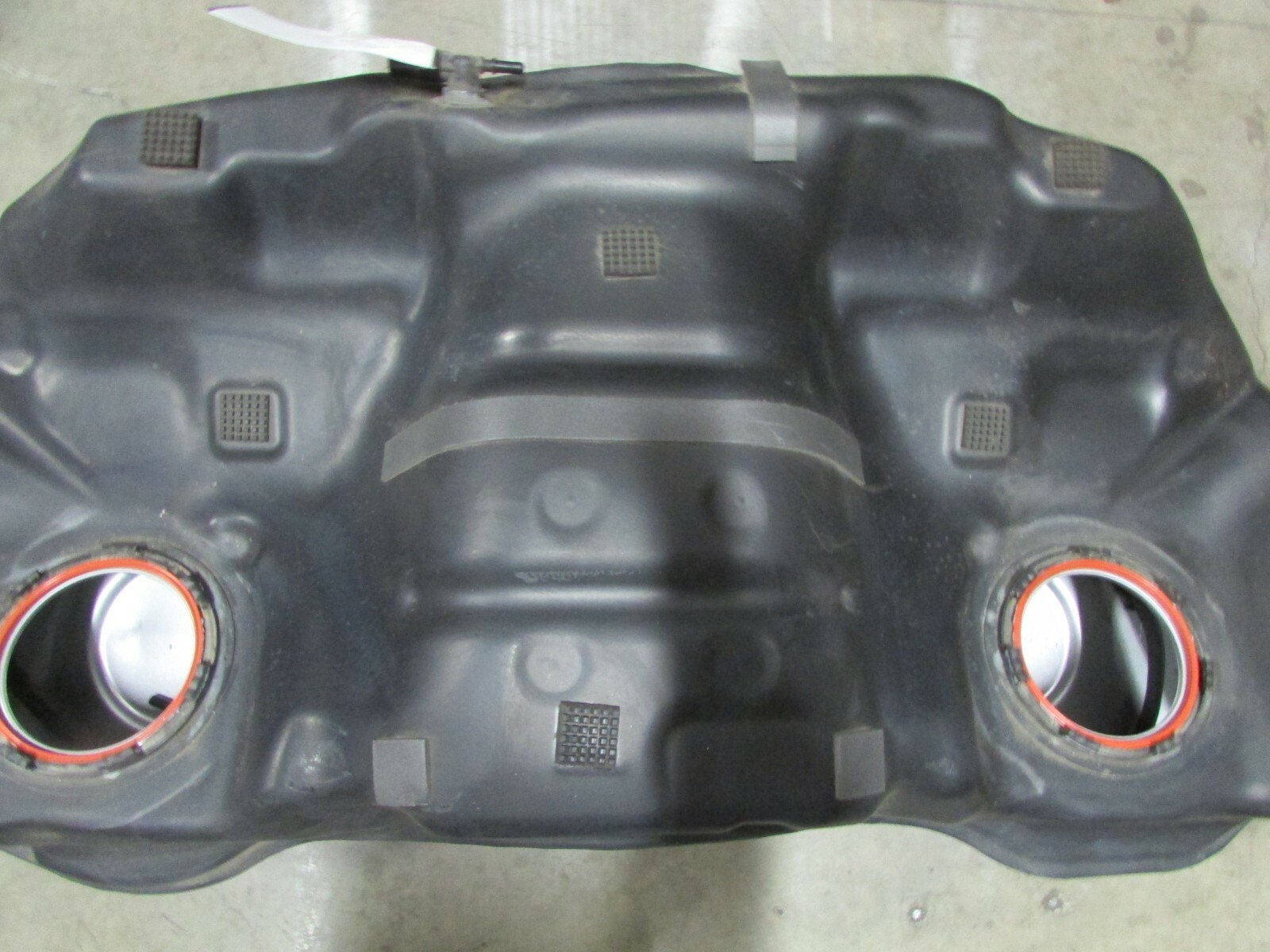Maserati Quattroporte, Fuel Tank, Dented on Bottom Used, P/N 670036202