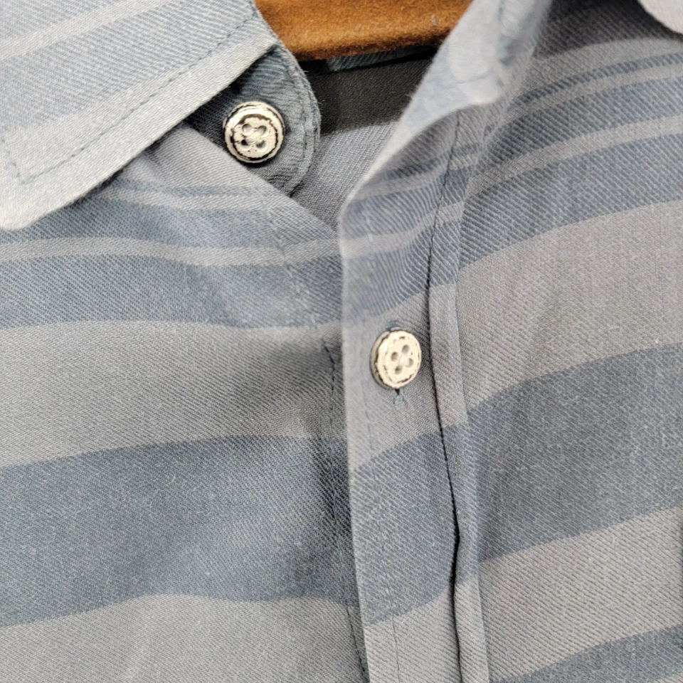 Volcom shirt mens large striped Button Down Classic Fit vintage Y2K - Image 4 of 4