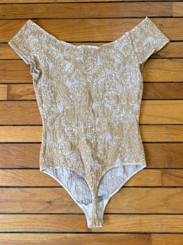 WOLFORD Tan & Cream Luxury Designer Lace Mesh Short Sleeve Thong Bodysuit, Large - Picture 2 of 6