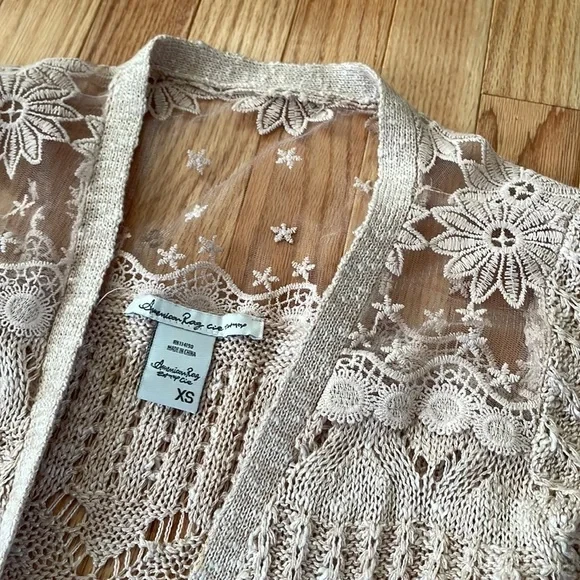 Cárdigan Y2K American Rag tejido a ganchillo frente abierto para mujer XS encaje rosa rubor Foto 3 de 4