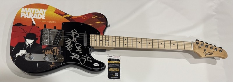 MAYDAY PARADE SIGNED A LESSON IN ROMANTICS  GUITAR DEREK SANDERS ALL 5 JSA COA