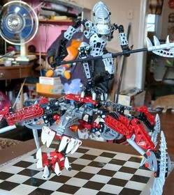 Lego 8764 Bionicle VEZON & FENRAKK With instructions & box. Has Flaws Pleas read