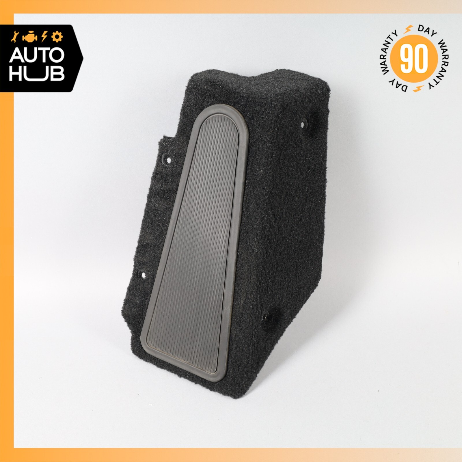 03-19 Maserati GranTurismo M145 Front Left Foot Rest Cover 67571800 OEM 76k