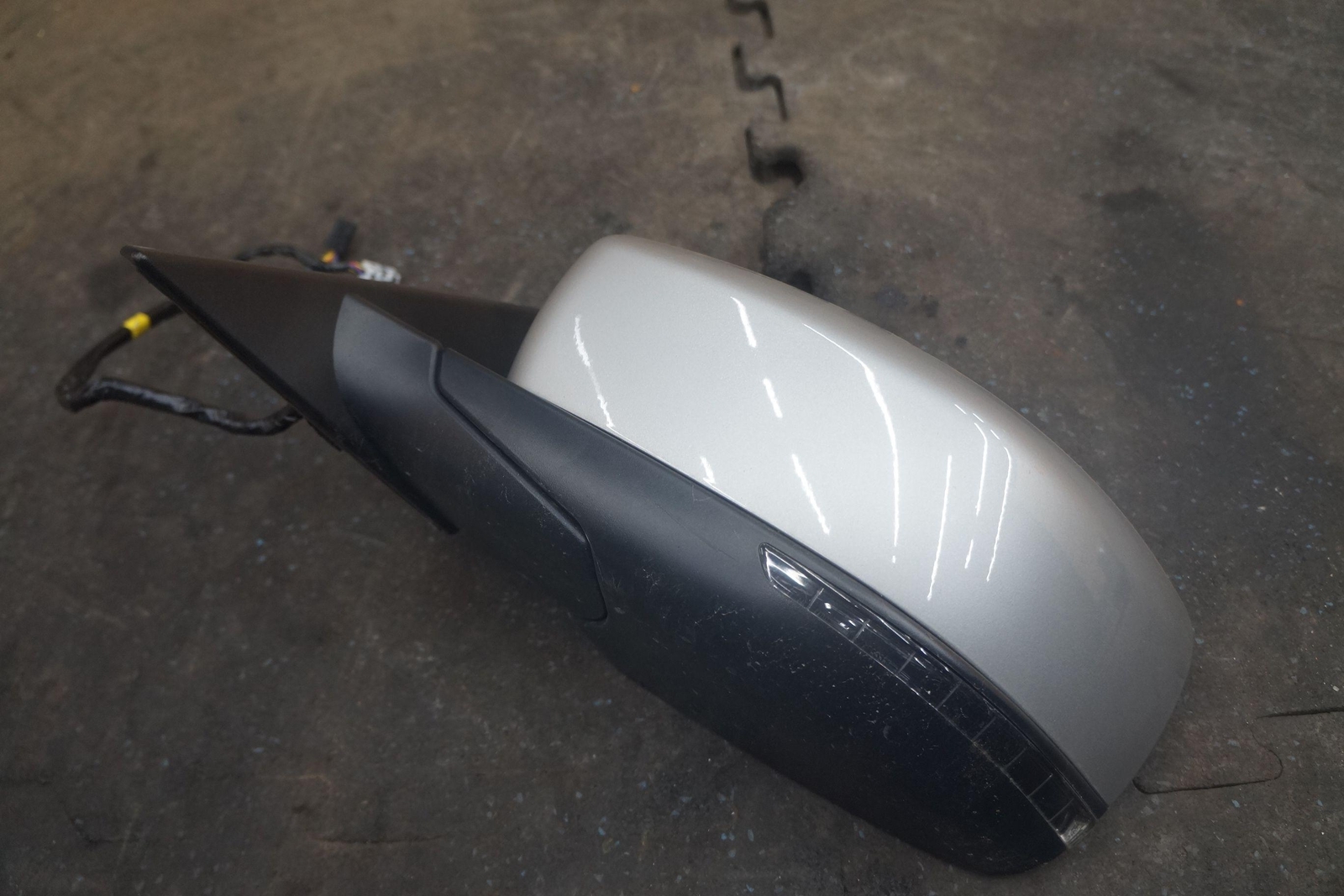 Left Driver Door Mirror Assembly Grigio Metallo Gray Oem Maserati Ghibli 2014