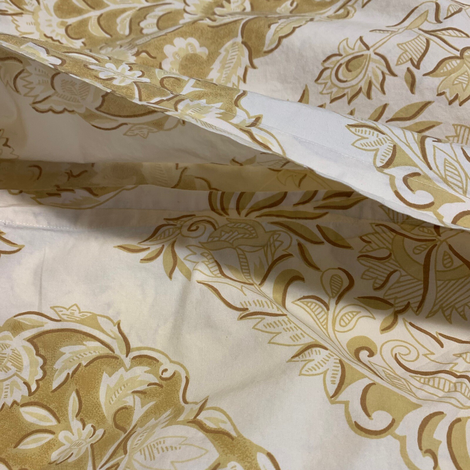 Set Of 2 Pottery Barn Pillow Shams Std Isabelle Medallion Floral Yellow Cotton