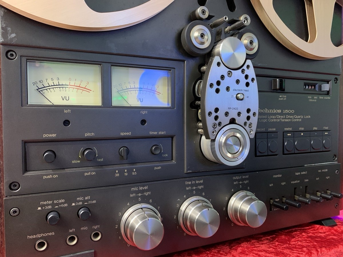 TECHNICS RS 1506U Reel To Reel 2 & 4 Track 10 TECHNICS RS 1506U Reel To Reel 2 & 4 Track 10