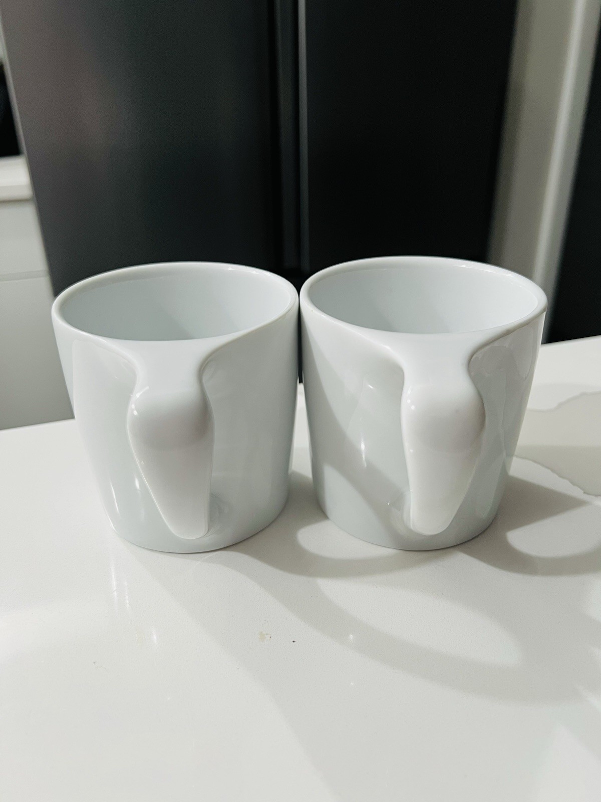 Brand New Set 2 Modern notNeutral Lino 10oz White Porcelain Tea Coffee Cups Mugs