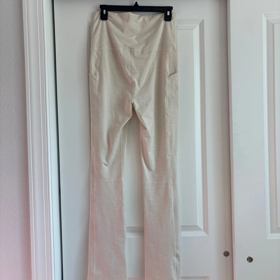 Free People Movement Zen Again Heather Flares Leggings Fold Over Sz M Yoga - Image 4 of 4