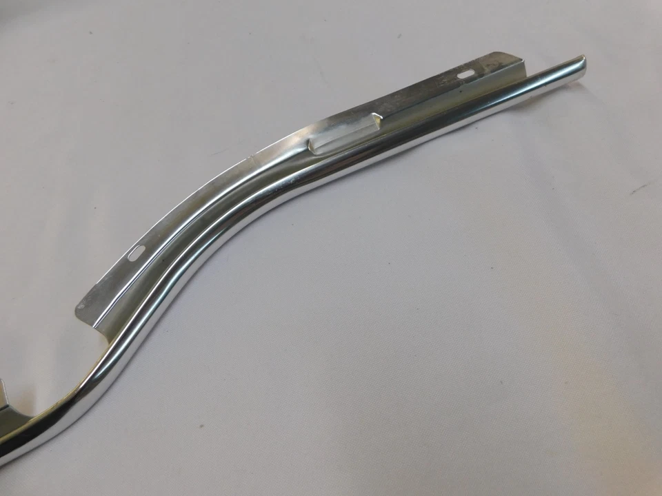 Nuevo de Lote Original Ford 1971 1972 Comet Hood Labio Moldura Borde Mercury Foto 4 de 4