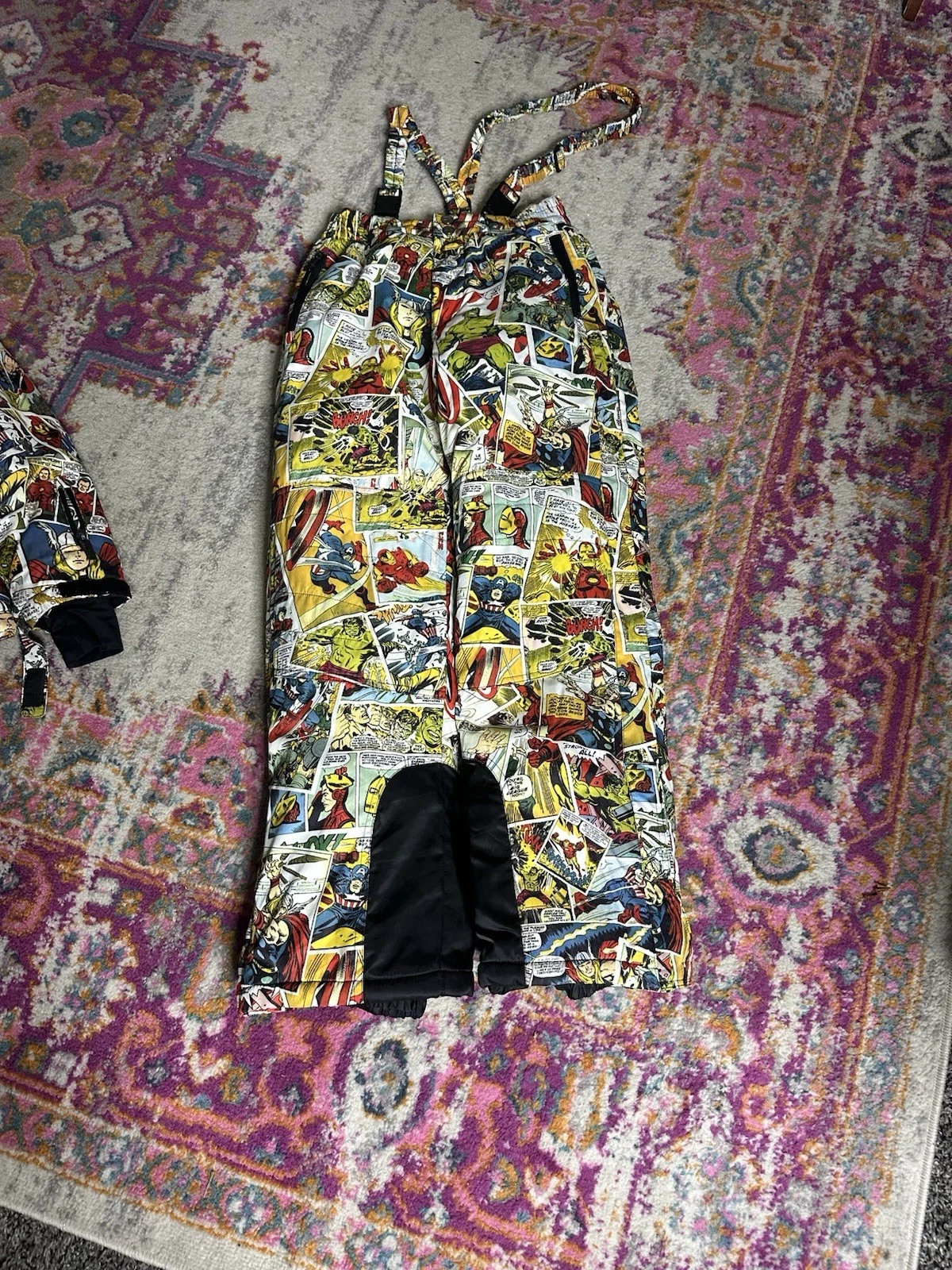 Funwear Marvel comic Print snow jacket & pants size 10 youth