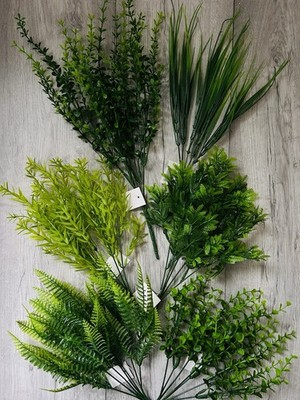 6x Künstliche Stachelige Dahlie Gänseblümchen Bündel Garten Mini Blumen Pflanze Frühling Posy