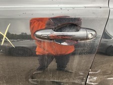 Used Front Left Exterior Door Handle fits: 2014 Toyota Rav4 assembly gasoline si