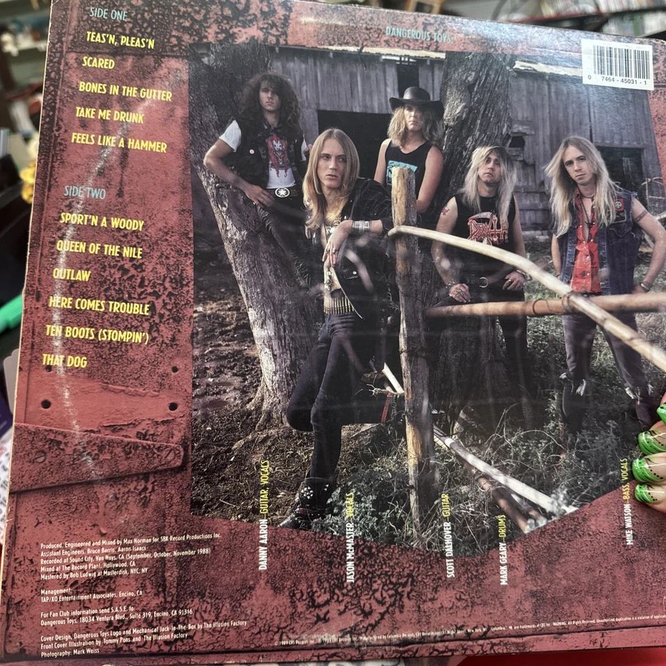 Dangerous Toys - Dangerous Toys / 1st Press Excellent - 1989 - FC 45031 US - Image 2 of 4