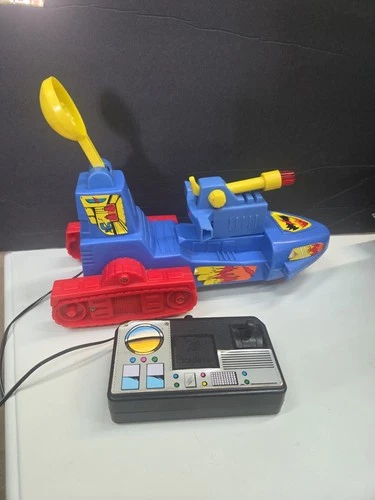 PLAYTIME HE-MAN MASTERS OF THE UNIVERSE AVENGER VEHICLE VINTAGE 1984 DOESN'T WOR