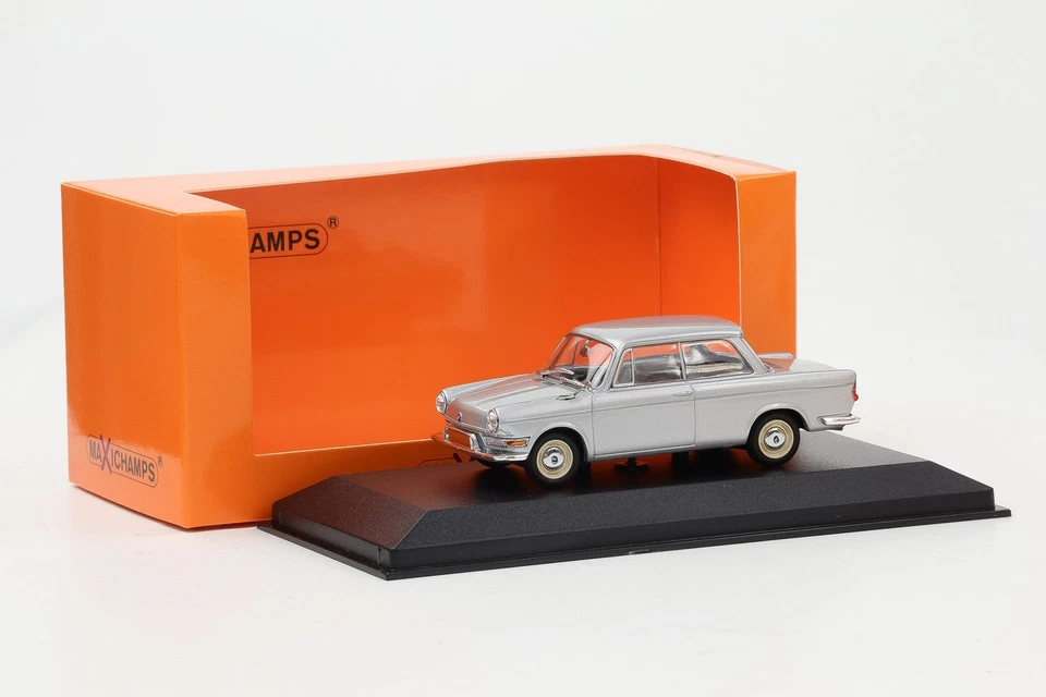 1:43 Minichamps BMW 700 LS 1960 Argento Maxichamps - Immagine 3 di 4