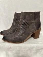 Diba True women’s Boots, Tan/gray Back Zip-up ankle boots Size 9