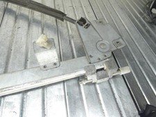 Lève vitre Audi 100