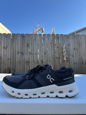 Men s On Cloud Running Shoes Size 11