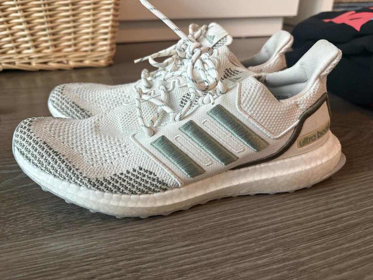 adidas gazelle silver green womens adidas Ultra Boost Light Chalk White Cloud White Dash Grey (Women's)  Side  Kicks
