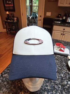 Oakley Black Fitted Hat Flex Lg-XL American Flag Raised Logo