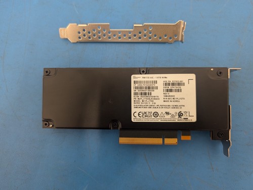 P10264-B21 P10670-001 HPE 1.6TB NVMe x8 Lanes MU DS Card HPE PM1735 99% LIFE