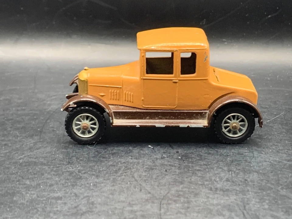 Matchbox Yesteryear Y8-1 Issue 3 *Riveted Axles 1926 Morris Cowley Bullnose - Image 2 of 4