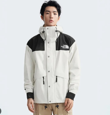 THE NORTH FACE 1986 FutureLight Mountain Jacket In White Size US XL
