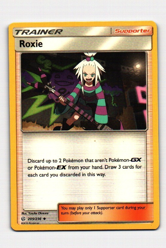 SM - Cosmic Eclipse #205/236 Roxie